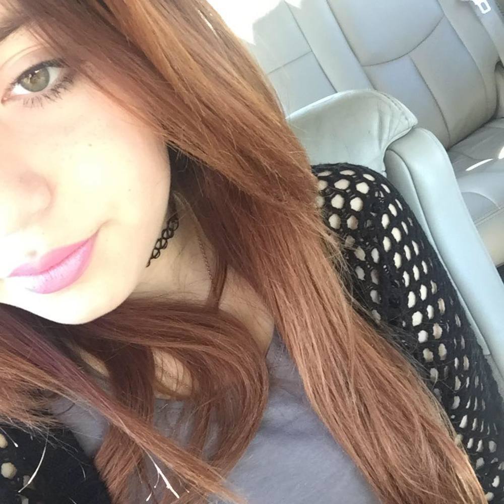 Meet your Posher, Esmeralda